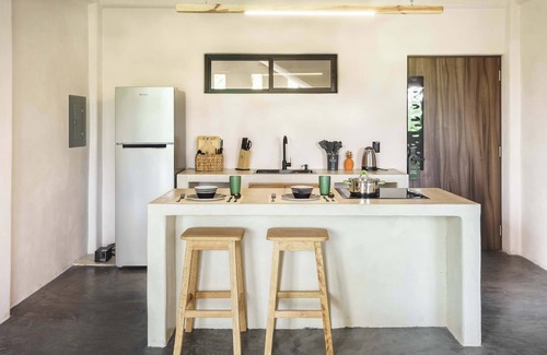 Santa Maria Apartment | AC Bed | Ocean View | Surf | 47 Steps to Beach