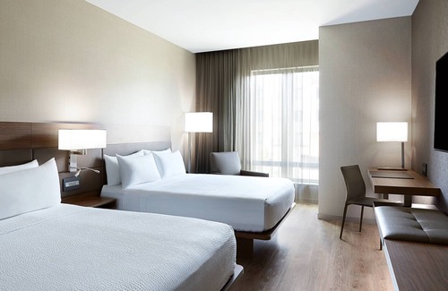 South Loop Hotel | AC Hotel Bloomington Mall of America
