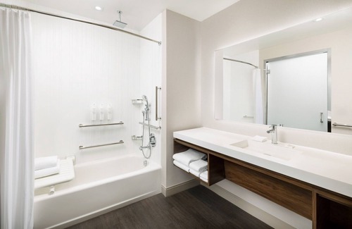 Newtown Square Hotel | AC Hotel By Marriott Newtown Square