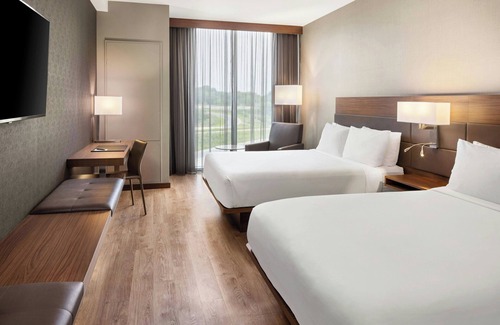 St. Louis Park Hotel | AC Hotel by Marriott Minneapolis West End
