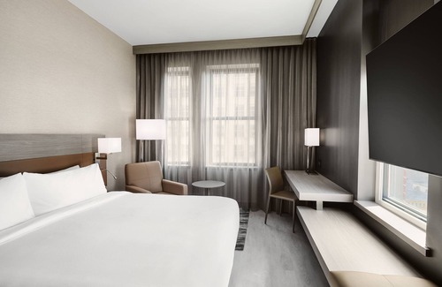 Financial District Hotel | AC Hotel by Marriott Kansas City Downtown