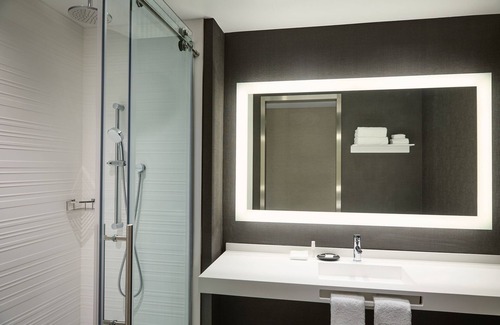 Financial District Hotel | AC Hotel by Marriott Kansas City Downtown
