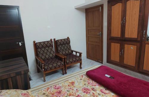 Guruvayur House | AC Suite room with Open Verandah near temple
