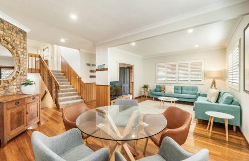 Yamba House | Acacia Shores - Waterfront