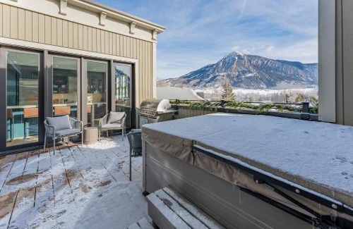 Crested Butte House | Academy Place | Glacier Lily Penthouse