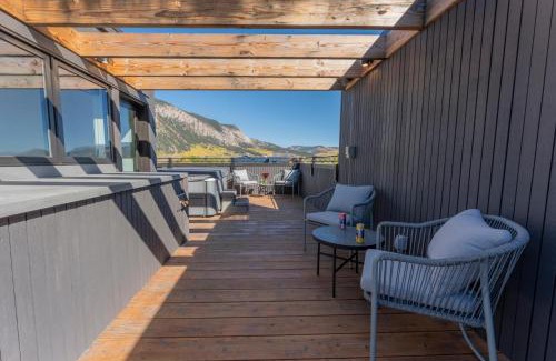 Crested Butte House | Academy Place | Larkspur