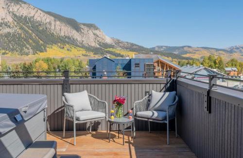 Crested Butte House | Academy Place | Larkspur
