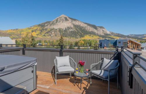Crested Butte House | Academy Place | Larkspur