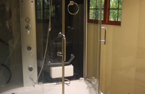 Mongu Cabin | Acamms Gardens Lodge Mongu