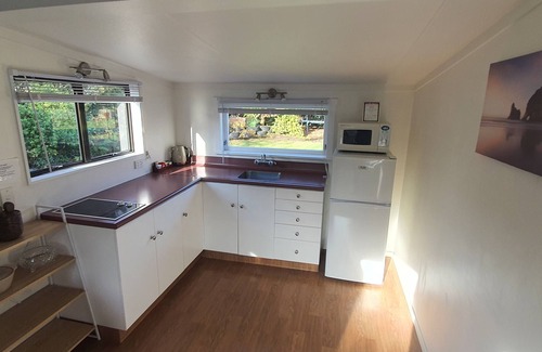 Two Mile Bay Hotel | Accent on Taupo