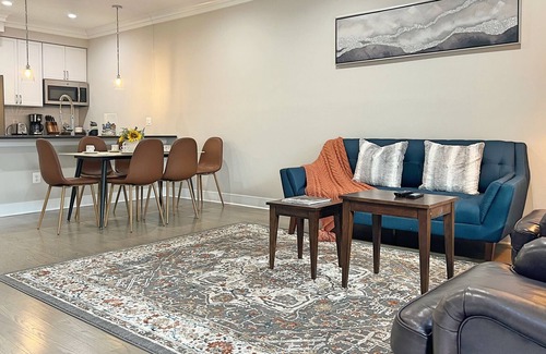 Georgetown Apartment | Accessible 2-bedroom Suite at the Center of DC.