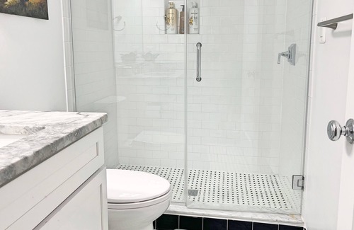 Georgetown Apartment | Accessible 2-bedroom Suite at the Center of DC.