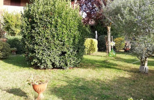 Casalini Apartment | Accogliente Appartamento in Antico Casolare con Piscina Condivisa