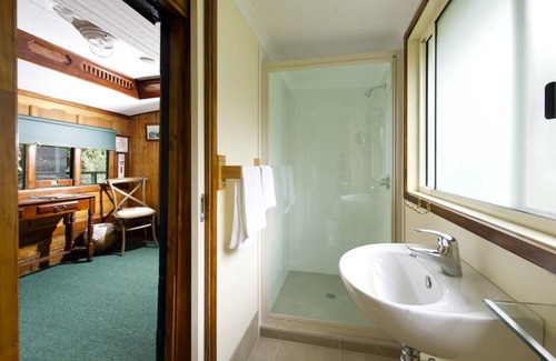 Glass House Mountains Other | Accommodation ∙ 1 bedroom ∙ 2 guests