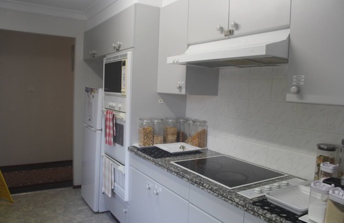 New Lambton Heights House | Accommodation Near John Hunter and Newcastle private Hospital New Lambton Height