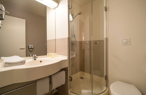 Clermont-Ferrand Hotel | Ace Hotel Clermont-Ferrand La Pardieu