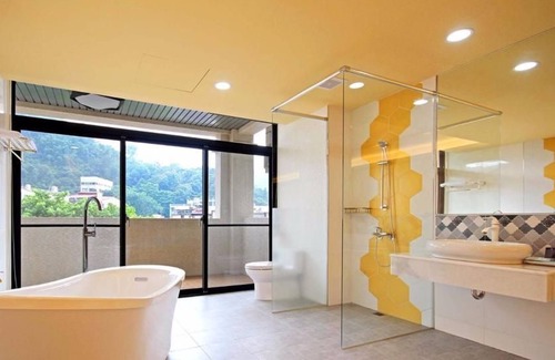 Yuchi Bed & Breakfast | Ace House