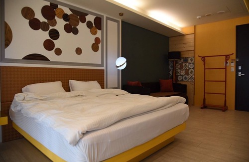 Yuchi Bed & Breakfast | Ace House