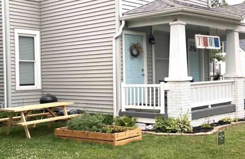 Cedar Rapids - Iowa City Apartment | Ace location ▪️Work from home!