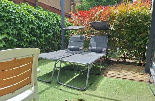 Cerceda Apartment | Acero y Piedra Apartamentos con jardín privado
