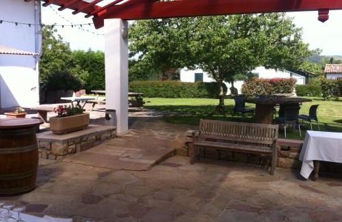 Ascain Hotel | Achafla Baita