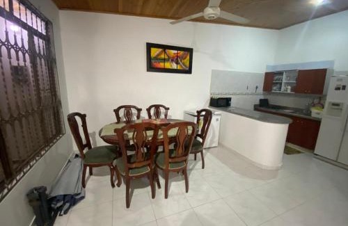 Flandes House | Acogedor y cómoda casa vacacional Condominios Flandes