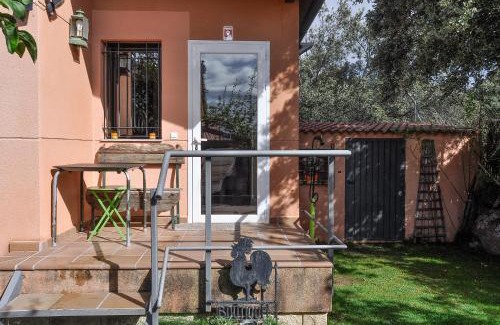 Zarzuela del Monte Apartment | Acogedora casa con verde jardín by CABANA Rentals