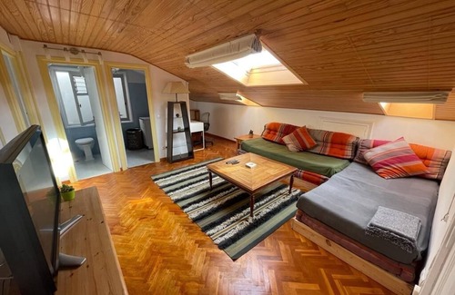 Hondarribia Apartment | Acogedora Guardilla en el Centro
