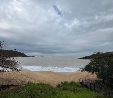 Enseada Azul Apartment | Aconchegante apartamento a 100 mt da Praia da Bacutia
