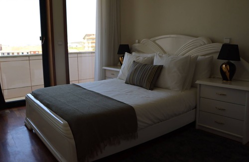 Labruge Apartment | Aconchego is your place of rest 50 meters from the beach on the road to Santiago