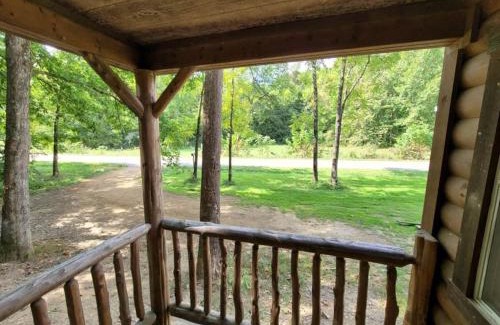 Logan House | Acorn Cottage at Hocking Vacations