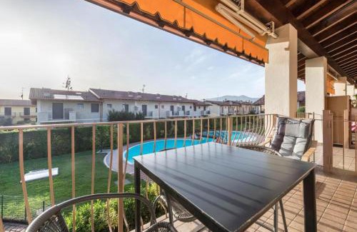 Raffa Apartment | Acqua e Sole: Casa con Piscina e Area Solarium