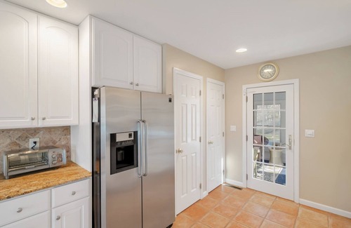 Noyack House | Acre of Landscaped Grounds, Eat-In Kitchen with Fireplace, Entertainment.