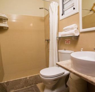 Massouri Apartment | Acropolis Hotel
