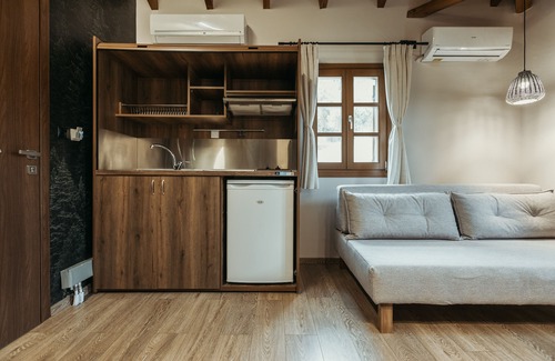 Pikoulianika House | Acropolis Mystra Guesthouse
