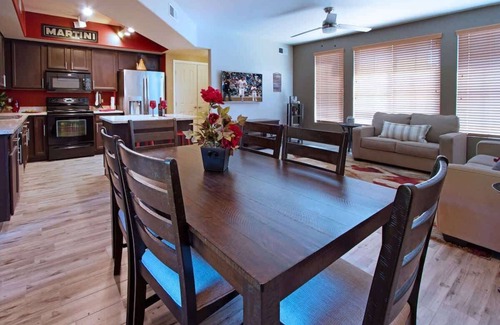 Tempe Condo | Across Chicago Cubs (Sloan Park) | Has Shared Pool