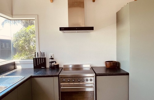 Papamoa Beach House | Across the road from the beach in Papamoa
