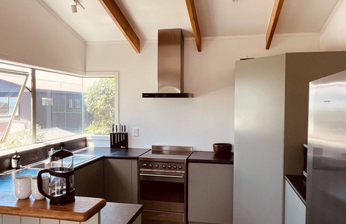 Papamoa Beach House | Across the road from the beach in Papamoa