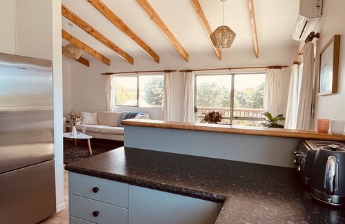 Papamoa Beach House | Across the road from the beach in Papamoa