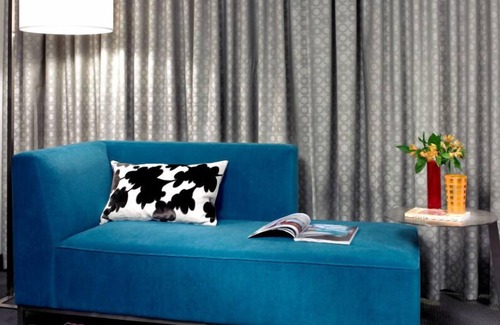 New Tacoma Apartment | ADA Deluxe Suite + Exquisite Art Showcase