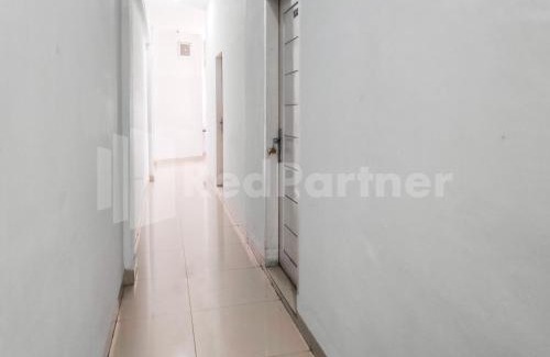 Perbaugan Hotel | Ada Guest House Medan Redpartner