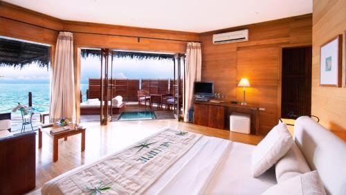 Meedhupparu Resort | Adaaran Prestige Water Villas - with Dine around Premium All inclusive - 24 hours