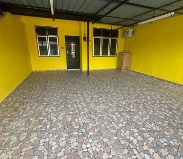 Taman Jali House | ADALIYA Homestay Kangar Perlis