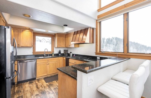 Mountain Village Cabin | Adams Ranch Retreat by Avantstay Free Shuttle 2 Mountain Village & Telluride Ski Resort!