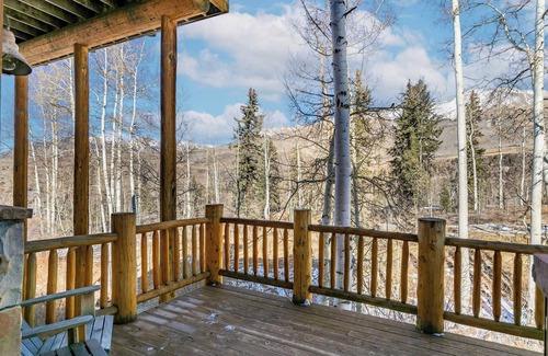 Mountain Village Cabin | Adams Ranch Retreat by Avantstay Free Shuttle 2 Mountain Village & Telluride Ski Resort!
