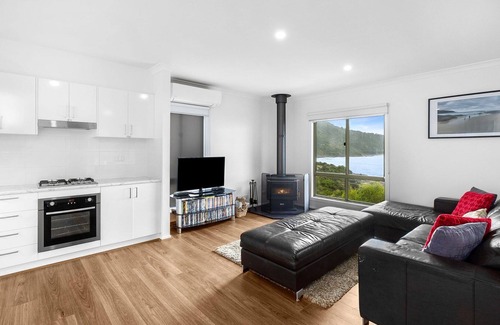 Grey River House | Addis Bay Beach House