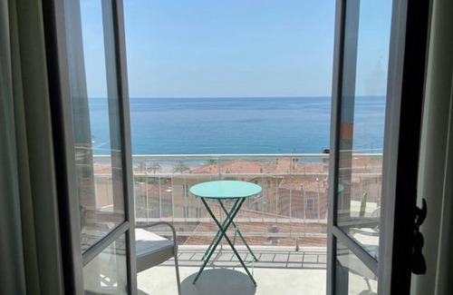 Ospedaletti Apartment | Address Home I Colori Del Mare