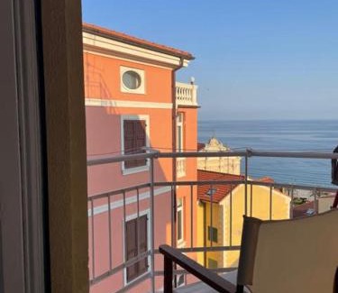 Ospedaletti Apartment | Address Home I Colori Del Mare
