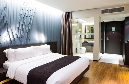 Mumbai Hotel | Address Inn Hotel