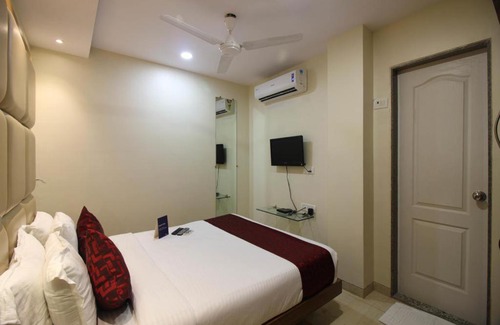 Mumbai Hotel | Address Inn Hotel